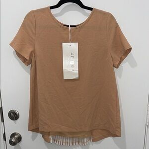 Tan Women's Top size Umgee Size medium
